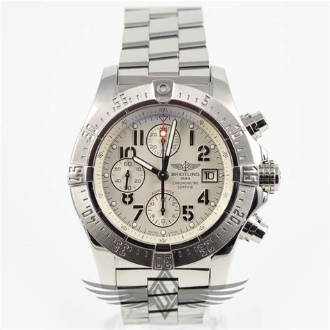 breitling avenger skyland white dial|Breitling Avenger Skyland .